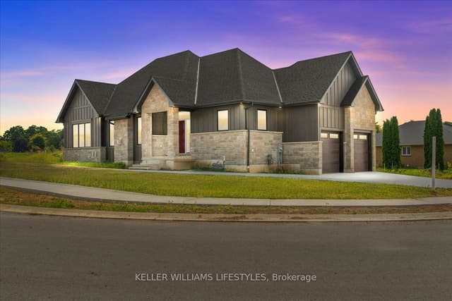 Detached at 39 EAST GLEN Drive, Lambton Shores, ON N0M 1B0