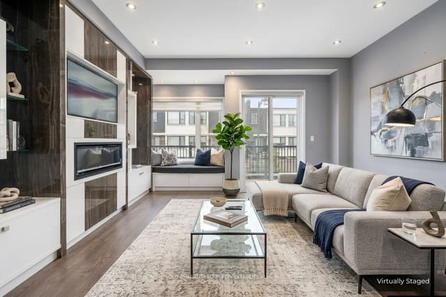Att/Row/Townhouse at 3910 Major Mackenzie Drive, Vaughan, ON L4H 4R2