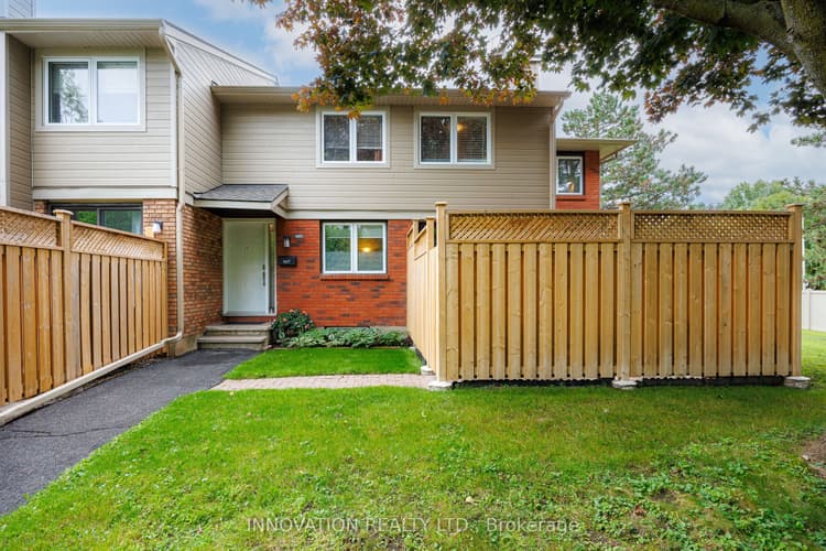 1607 Du Sommet Place