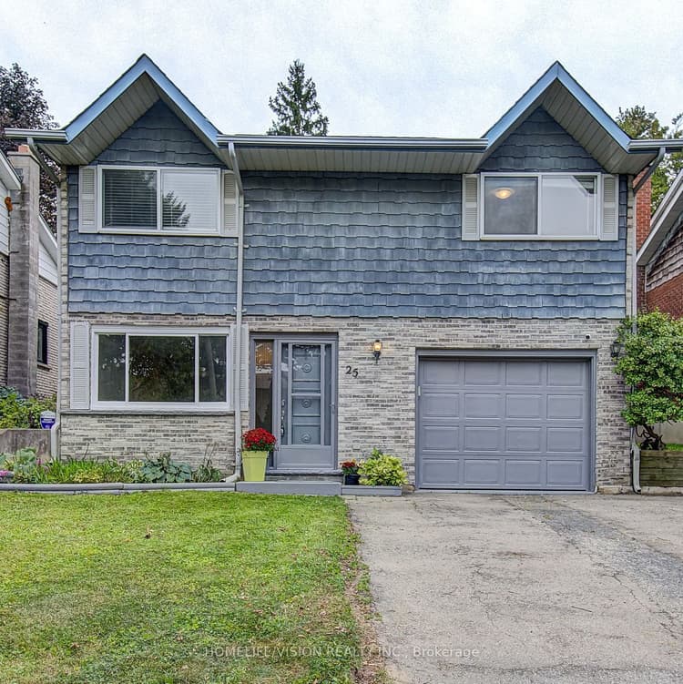 25 Radcliffe Drive