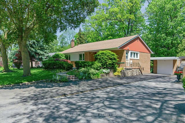 Detached at 69 Greenland Road, Toronto, ON M3C 1N4, Toronto C13