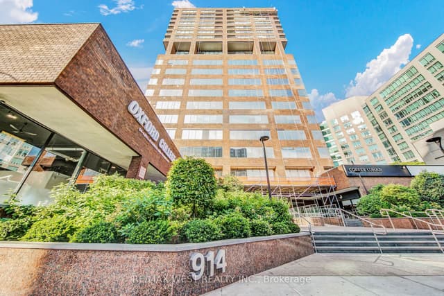 Office at 920 Yonge Street C05-01, Toronto, ON M4W 3C7, Toronto C02