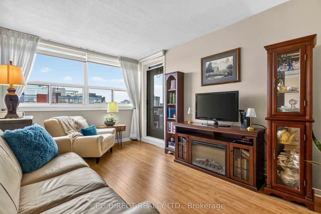 Condo Apartment at 80 Athol Street E 604, Oshawa, ON L1H 8B7