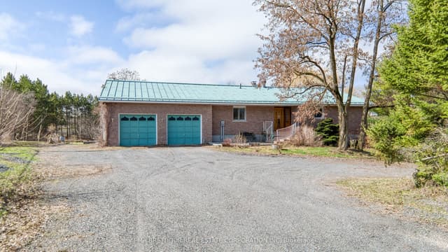 Detached at 2008 Pine Grove Road, Lanark Highlands, ON K0G 1K0