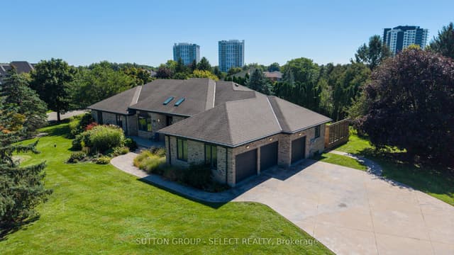 Detached at 768 Franklinway Crescent, London North, ON N6G 5C8