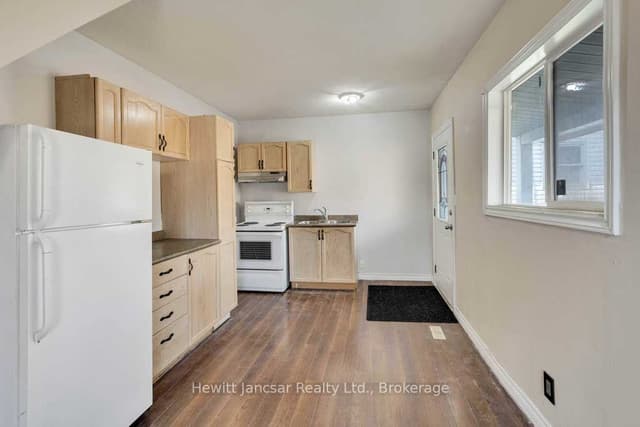 Duplex at 797 Hamilton Road, London East, ON N5Z 1V2