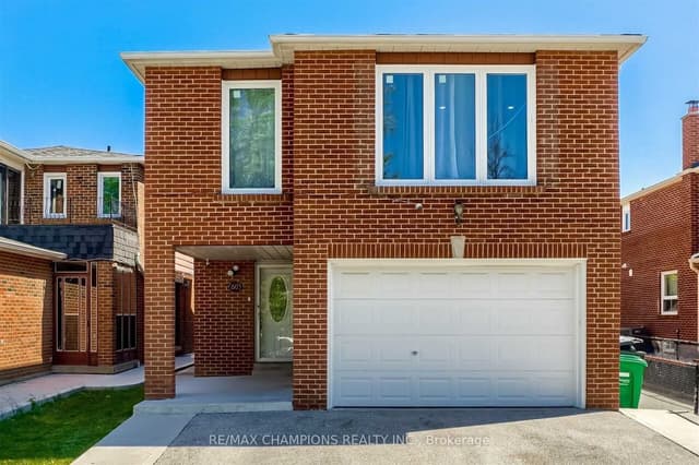 Detached at 60 Banting Crescent, Brampton, ON L6Y 2K9