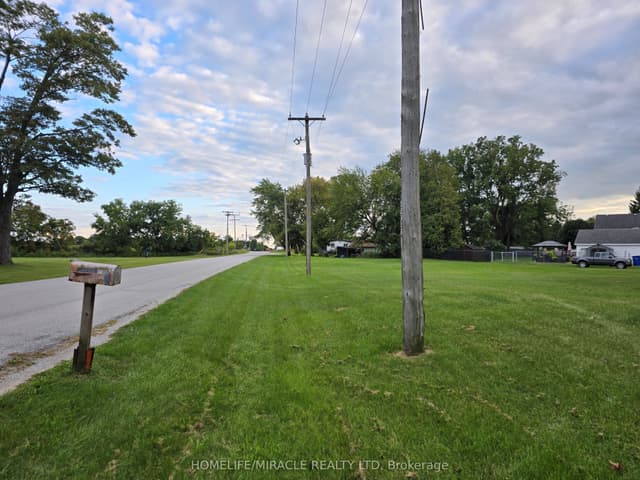 Vacant Land at 000 Oak Street, Chatham-Kent, ON N0P 1C0