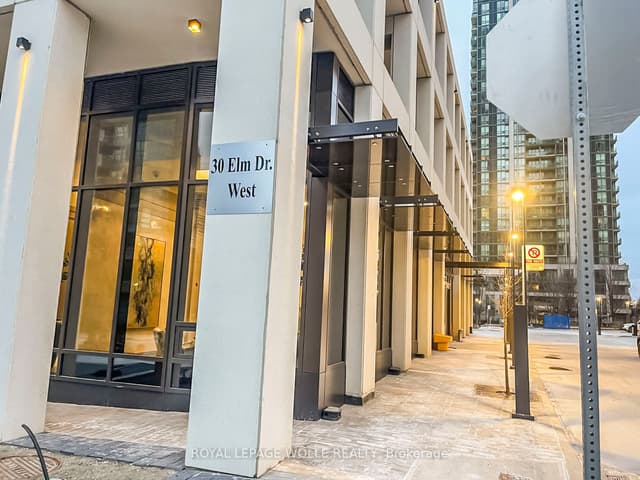Condo Apartment at 30 Elm Drive W 1906, Mississauga, ON L5B 0N6