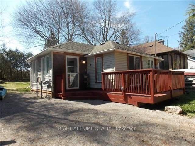 Detached at 10 Rosehill Drive, Whitchurch-Stouffville, ON L4A 7X3