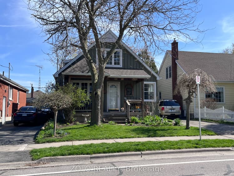 369 Athol Street