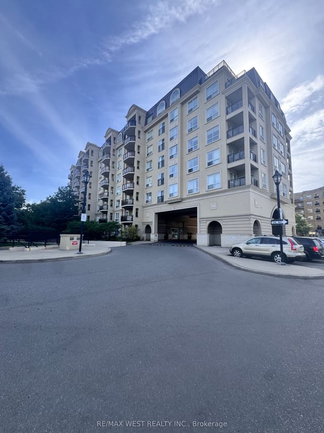 Condo Apartment at 1 Maison Parc Court 421, Vaughan, ON L4J 9K1