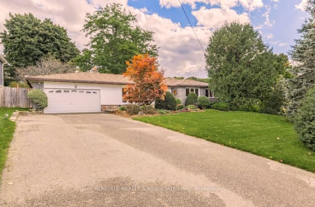 Detached at 26 Marion Street, Caledon, ON L7C 1K8