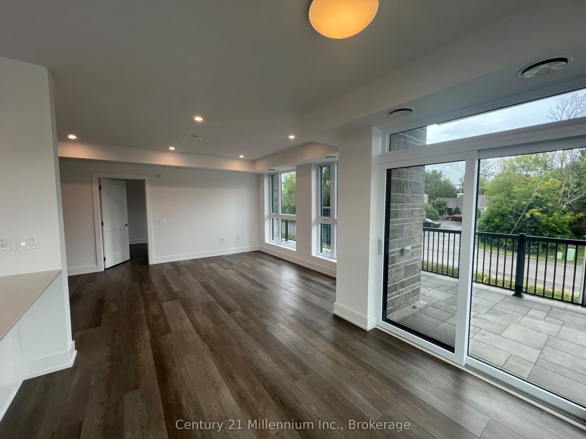 Suite 122 · Floor 1, Unit 122 · 4 Kimberly Lane