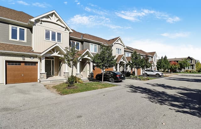 Condo Townhouse at 15 Gregory Avenue, Collingwood, ON L9Y 0X5