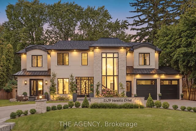 Detached at 1529 Venetia Drive, Oakville, ON L6L 1K8