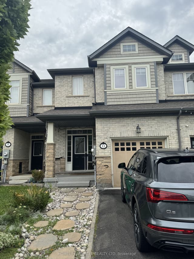 Att/Row/Townhouse at 11 Stowmarket Street, Caledon, ON L7C 3Y5