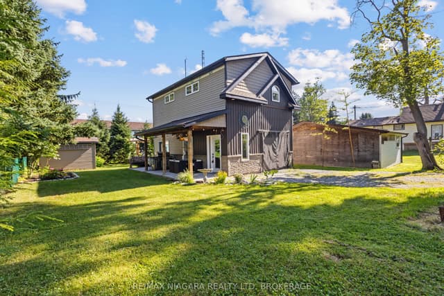 Detached at 1 Linden Avenue, Pelham, ON L0S 1E3