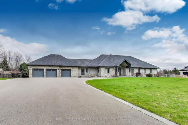 Detached at 67 Grayfield Drive, Whitchurch-Stouffville, ON L4A 0B1
