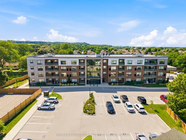 Condo Apartment at 3998 Victoria Avenue 405, Lincoln, ON L0R 2C0