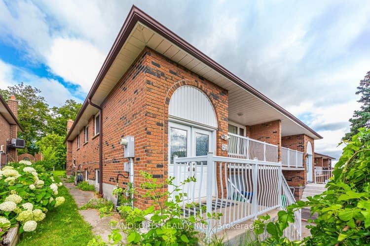 211 Chalfield Lane
