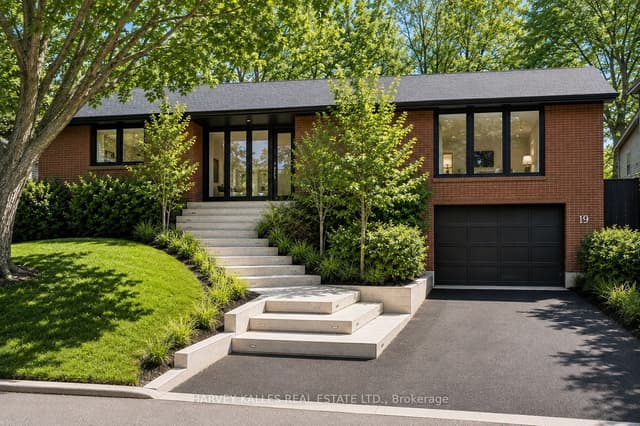 Detached at 19 Blair Athol Crescent, Toronto, ON M9A 1X6, Toronto W08