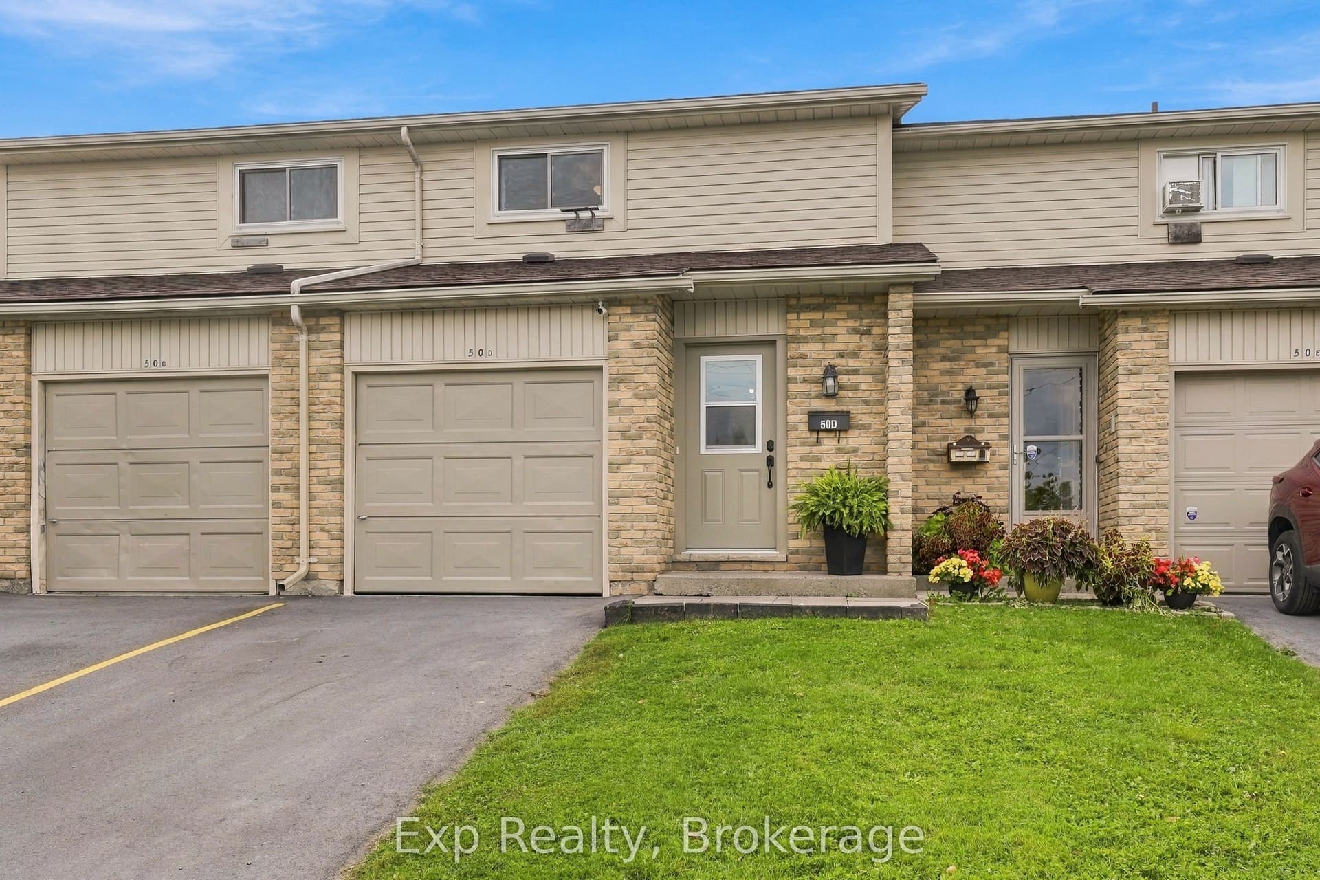 Suite D, Unit D · 50 Cascade Blvd