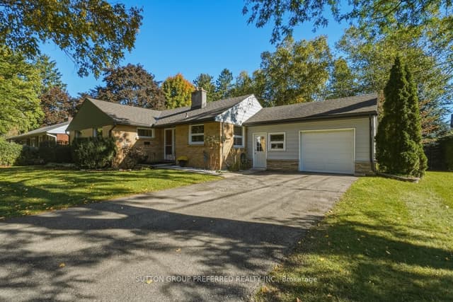 Detached at 465 Glen Crescent, London North, ON N6H 3L3