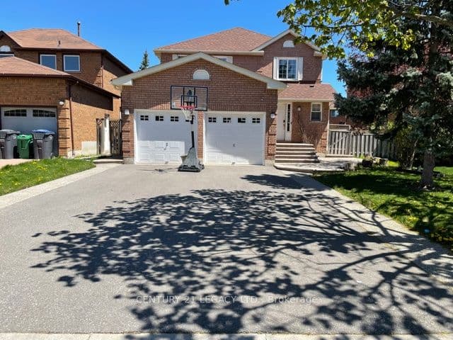 Detached at 25 Kentucky Drive (Upper), Brampton, ON L6Y 4E9
