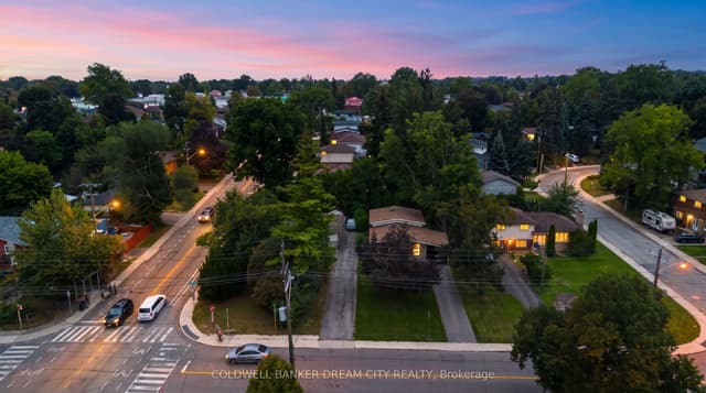 Detached at 355 Sanatorium Road, Hamilton, ON L9C 2A5