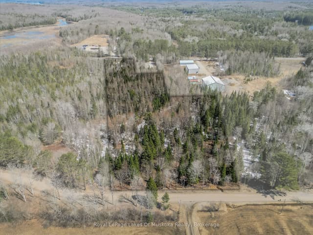 Vacant Land at Part 7 of Part of Lot 18 Concession 9, Lake of Bays, ON P0B 1A0