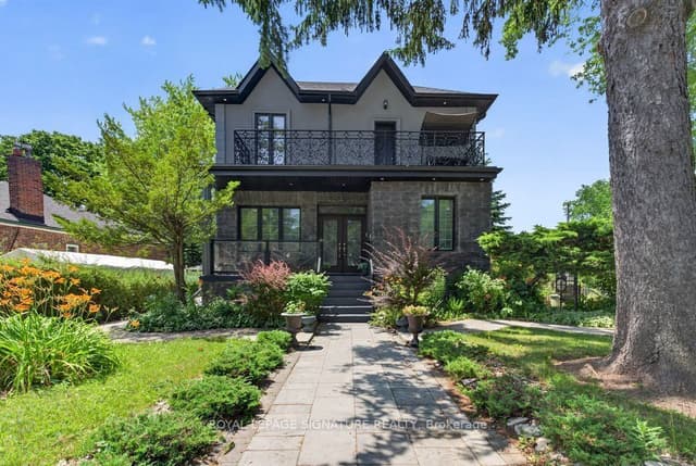 Detached at 32 Cliffcrest Drive, Toronto, ON M1M 2K2, Toronto E08