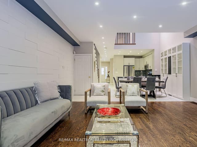 Att/Row/Townhouse at 224 Yorkland Street, Richmond Hill, ON L4S 1A2