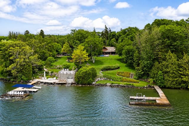 Detached at 700 Lake Drive N, Georgina, ON L4P 3C8