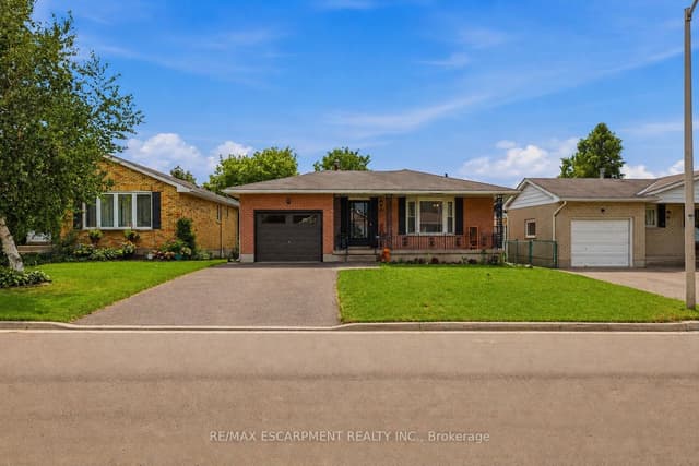 Detached at 58 VANIER Place, St. Thomas, ON N5R 5S6