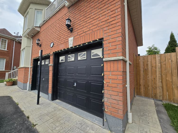 45 Ball Crescent