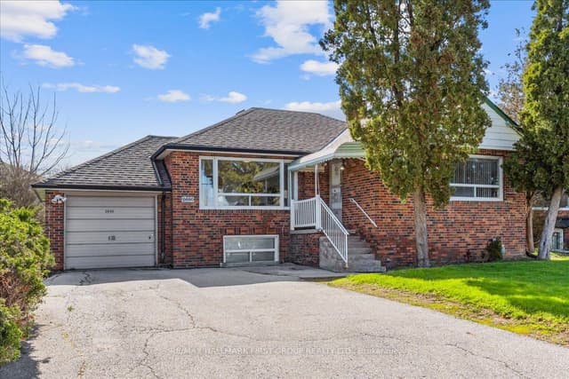 Detached at 2690 Islington Avenue, Toronto, ON M9V 2X5, Toronto W10