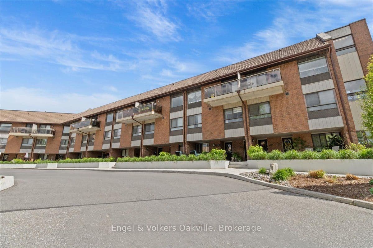 Suite 625 · Floor 6, Unit 625 · 1000 Cedarglen Gt