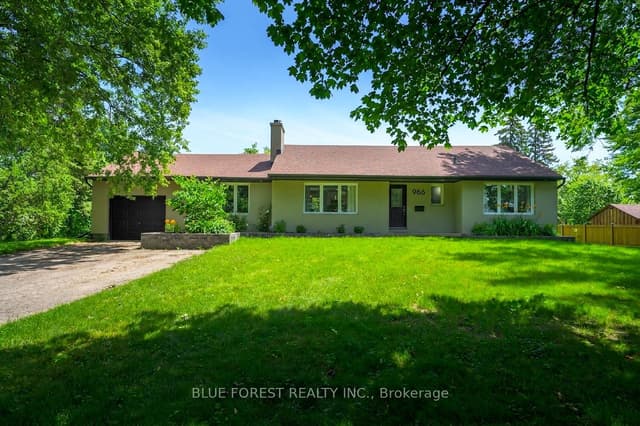 Detached at 966 Glenbanner Road, London South, ON N6E 1N2