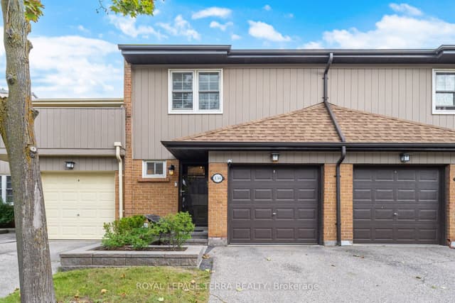 Condo Townhouse at 1951 Rathburn Road E 138, Mississauga, ON L4W 2N9