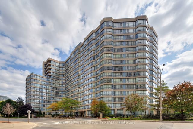 Condo Apartment at 250 Webb Drive 1512, Mississauga, ON L5B 3Z4