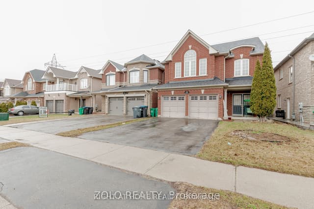 Detached at 30 Tatra Crescent, Brampton, ON L6Y 0K6