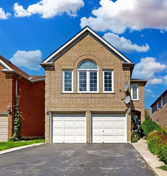 Detached at 5 Rangeland Road, Brampton, ON L6R 1L4
