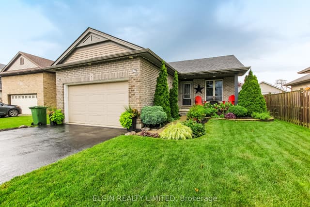 Detached at 5 Hawthorn Court, St. Thomas, ON N5P 0A1