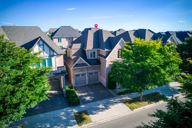 Detached at 144 North Park Boulevard, Oakville, ON L6M 0W6