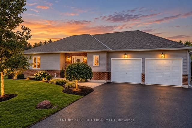 Detached at 20 Keyzer Drive, Oro-Medonte, ON L3V 8N7