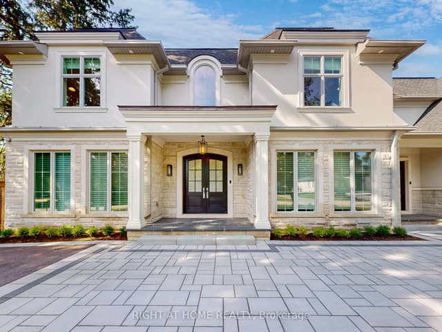 Detached at 172 Burgundy Drive, Oakville, ON L6J 4G1