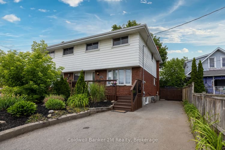 152 Taunton Road