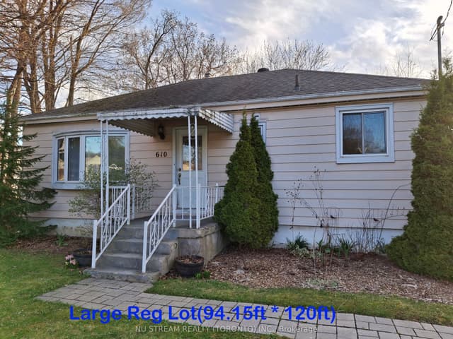Detached at 610 Stewart Street, Whitby, ON L1N 3V4