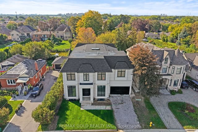 Detached at 15 Mckenzie Street, Vaughan, ON L4L 2E4